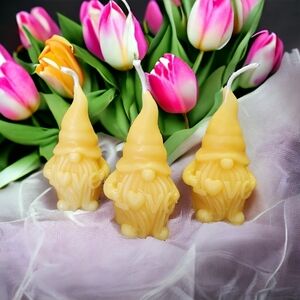 Pure beeswax love Gnomes set of 3 handmade candles / great gifts for mothers day